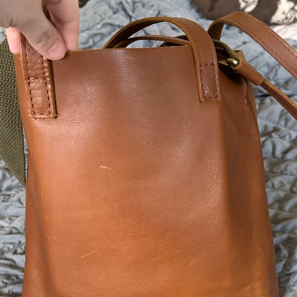 Portland Leather Almost Perfect Crossbody bag - Picture 3 of 7